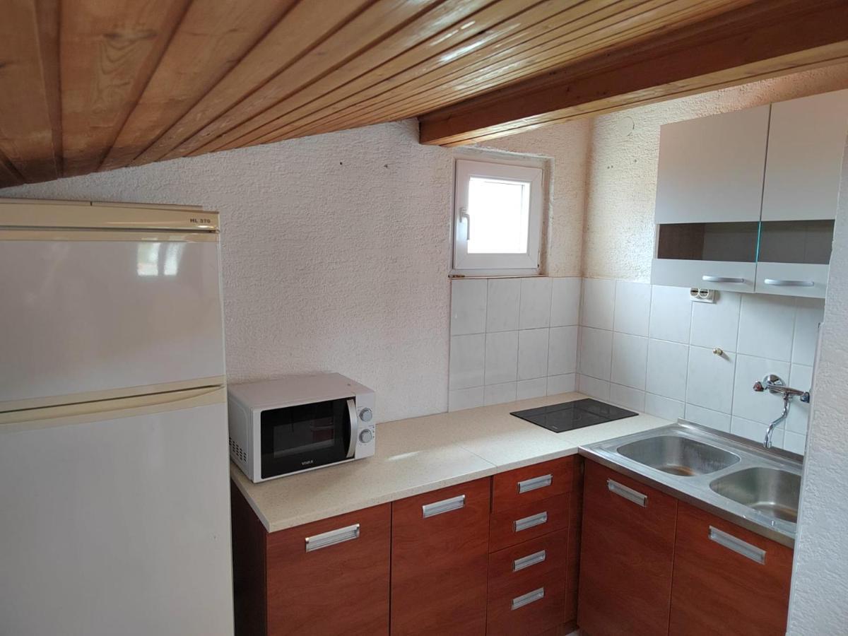 Apartments Hella Vir Ngoại thất bức ảnh