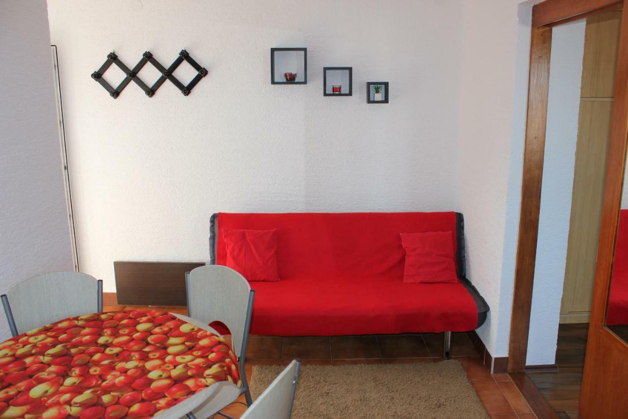 Apartments Hella Vir Ngoại thất bức ảnh